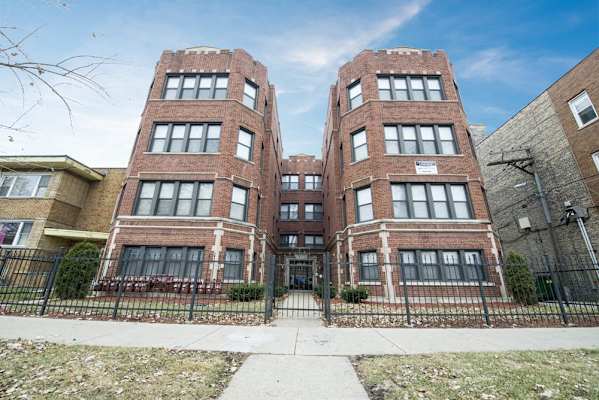 7914 S Hermitage Ave property